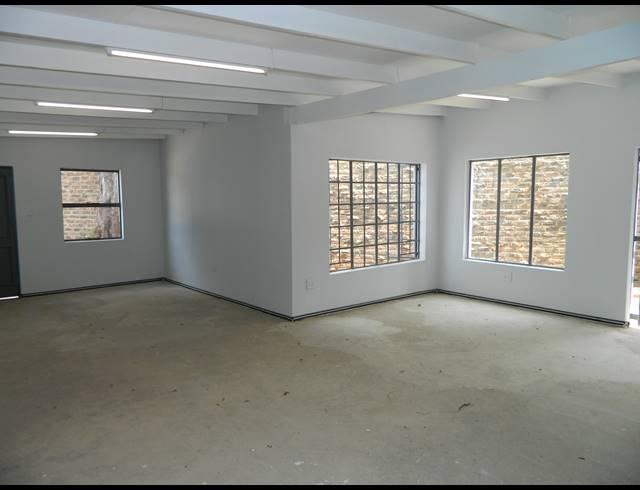 55M² BUSINESS TO LET IN BLAIRGOWRIE